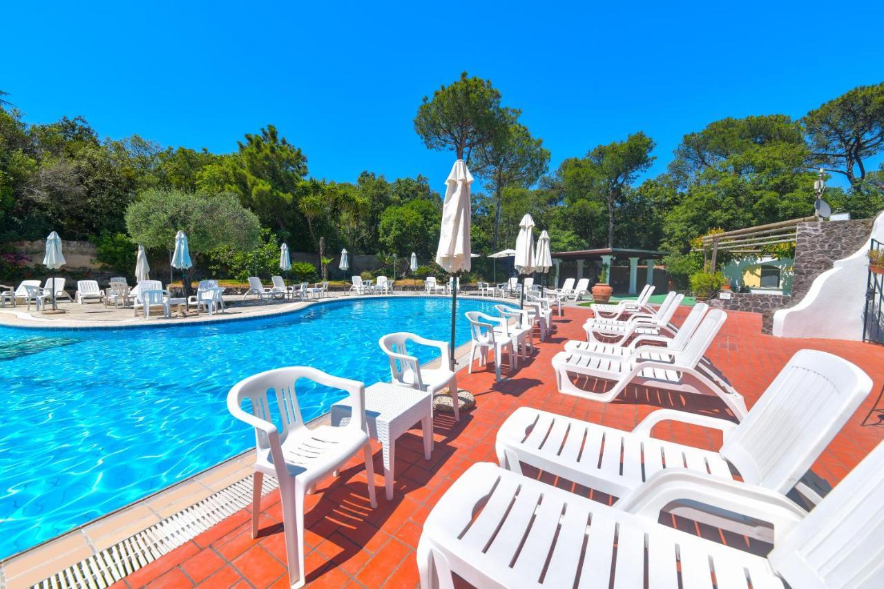 Hotel Pineta Ischia Exterior photo
