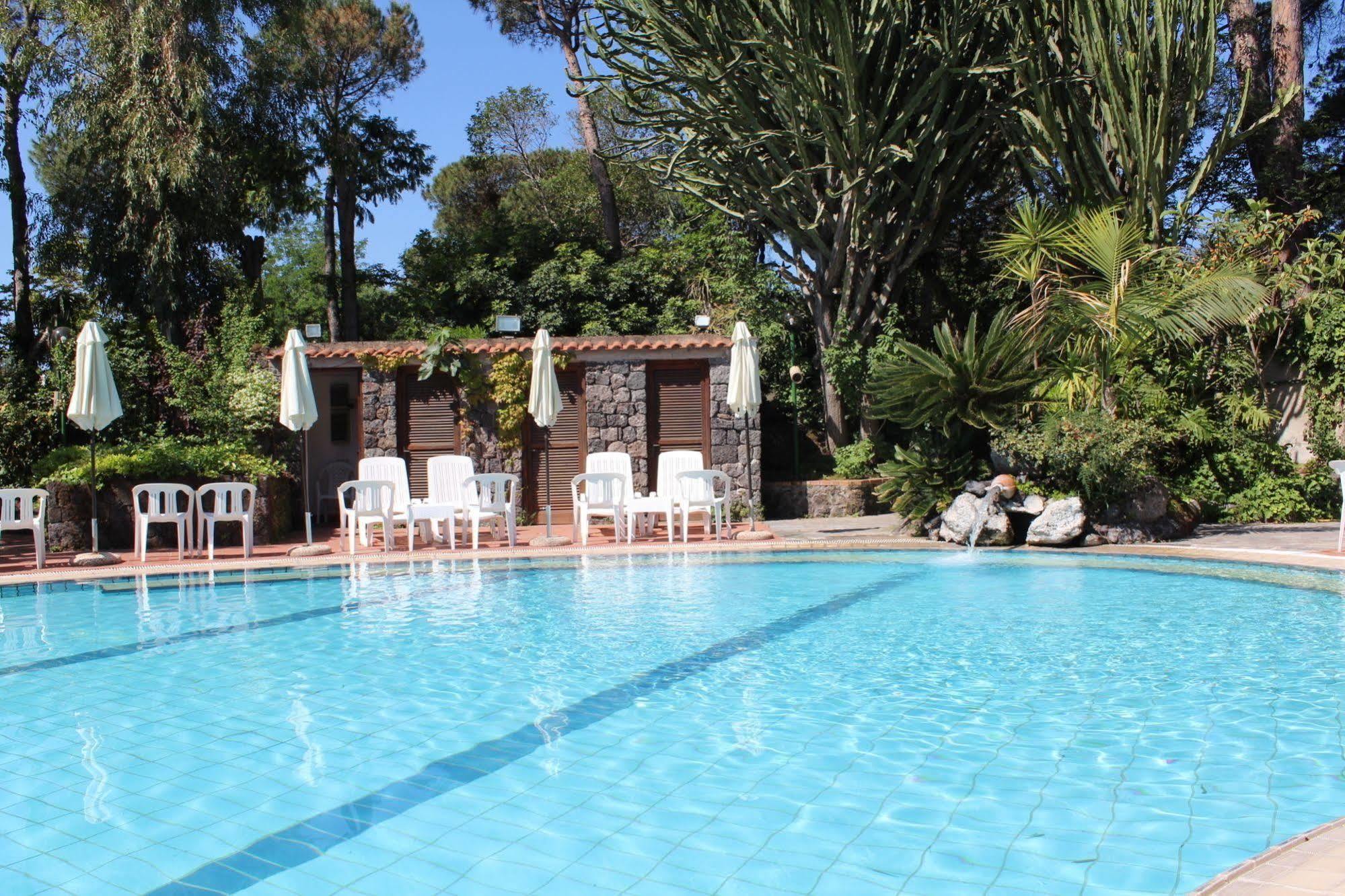 Hotel Pineta Ischia Exterior photo